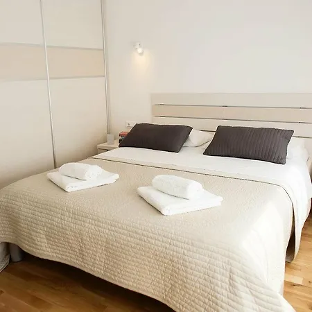 Apartment Le Monde