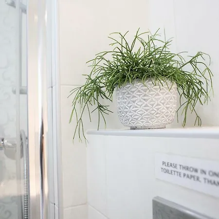 Le Monde Apartment *